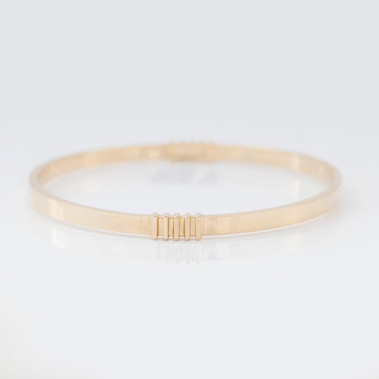 Pella Bangle